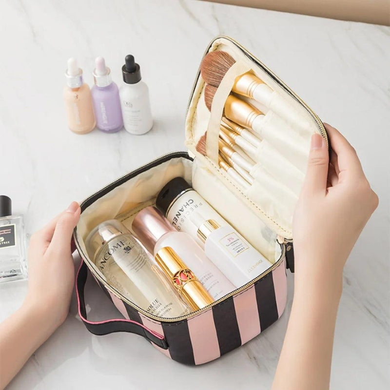 trousse de toilette pour fille