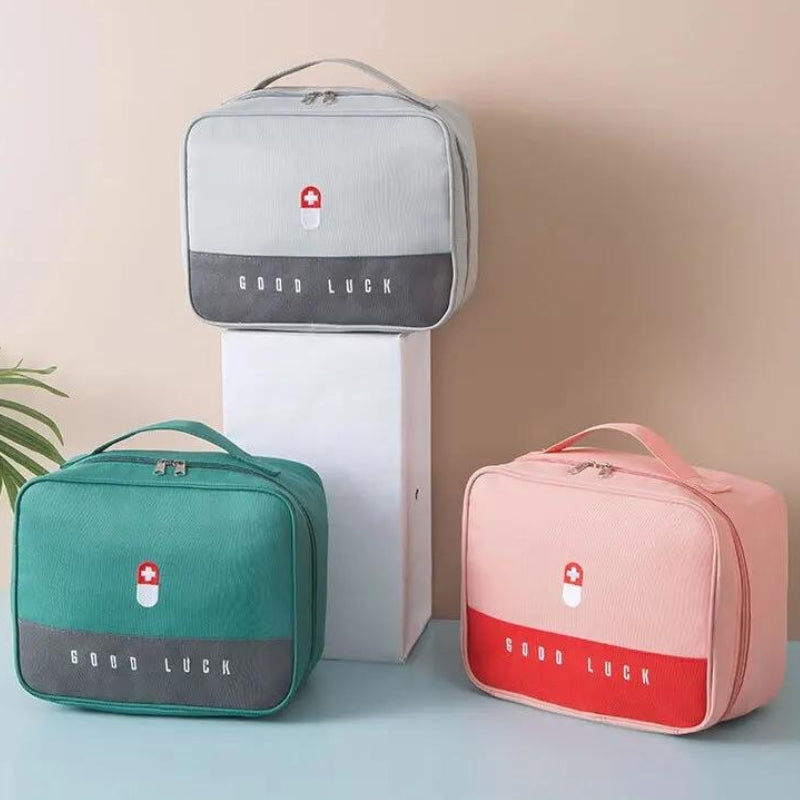 trousse voyage pharmacie